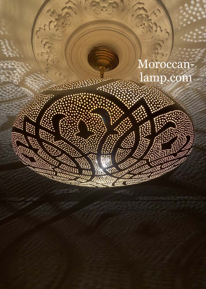 Suspension marocaine, plafond de lampe